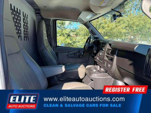 Used 2021 Chevrolet Express 2500 w/ Driver Convenience Package image 20