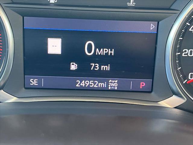 Used 2022 GMC Acadia SLT image 28