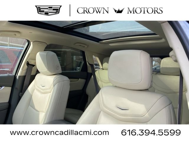 Certified 2025 Cadillac XT5 Premium Luxury AWD/4WD image 14