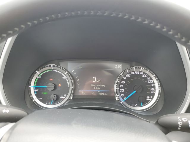 Used 2025 Toyota Highlander XLE AWD/4WD image 11