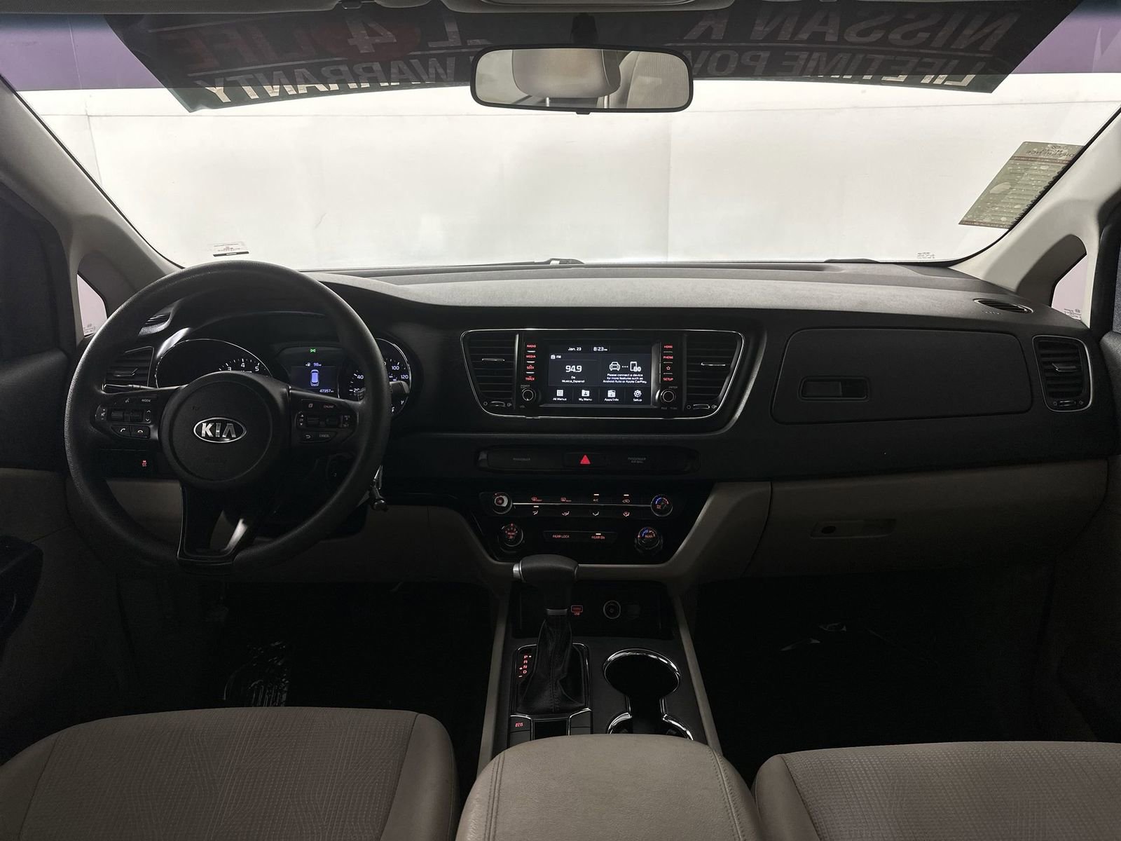 Used 2021 Kia Sedona LX image 21