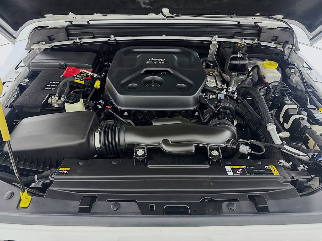 Used 2021 Jeep Wrangler Unlimited Sahara w/ Uconnect 4C Nav & Sound Group image 22