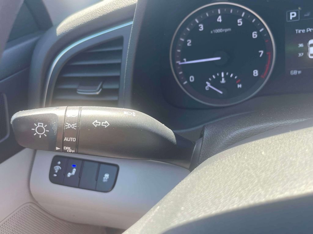 Used 2018 Hyundai Elantra SEL FWD image 22