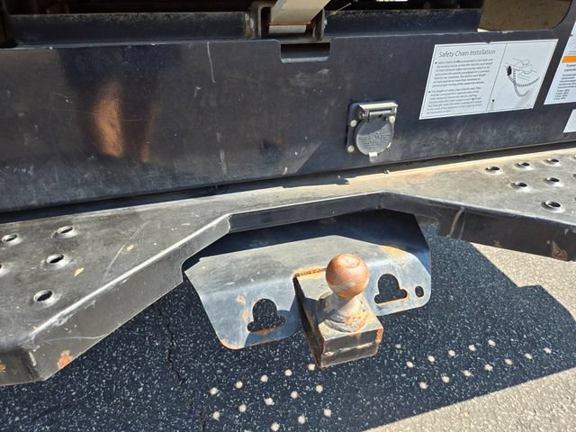 Used 2023 Ford E-350 and Econoline 350 Super Duty w/ Driver's Safety Package RWD image 15