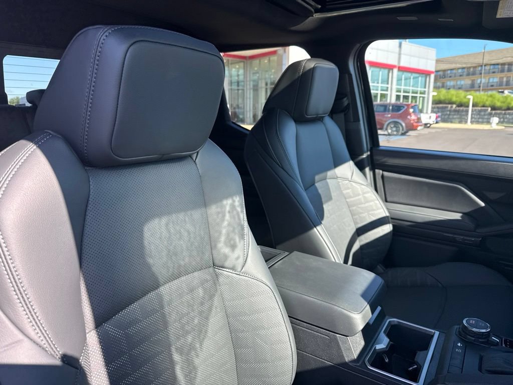 New 2026 Toyota Tacoma TRD Sport w/ TRD Sport Premium Package AWD/4WD image 8