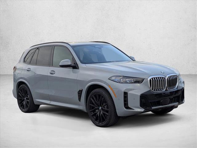 Used 2026 BMW X5 sDrive40i w/ M Sport Package image 3