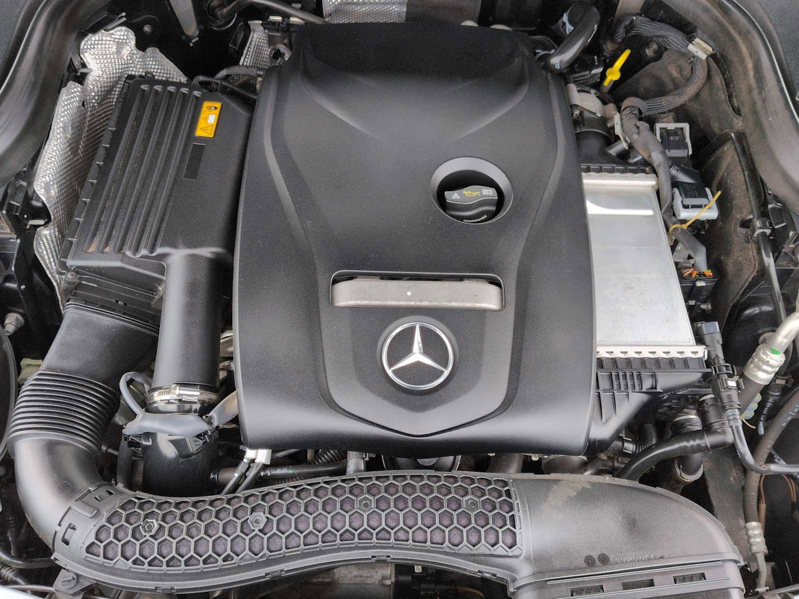 Used 2019 Mercedes-Benz GLC 300 4MATIC image 15
