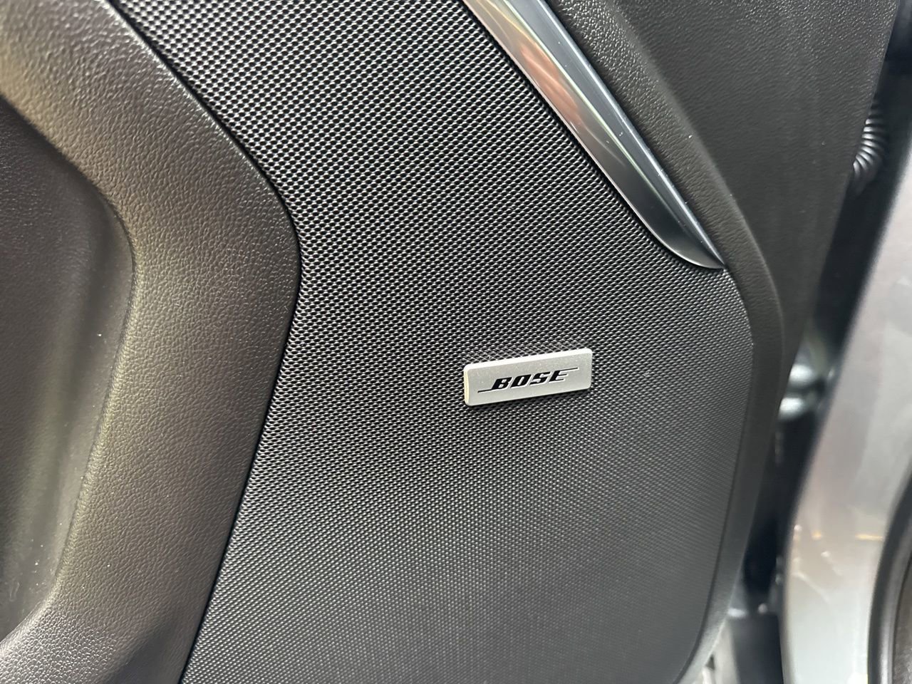 Used 2025 GMC Yukon XL Denali image 26