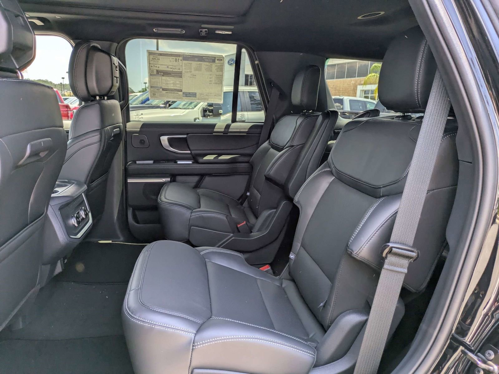 New 2026 Ford Expedition Platinum w/ Stealth Performance Package AWD/4WD image 8