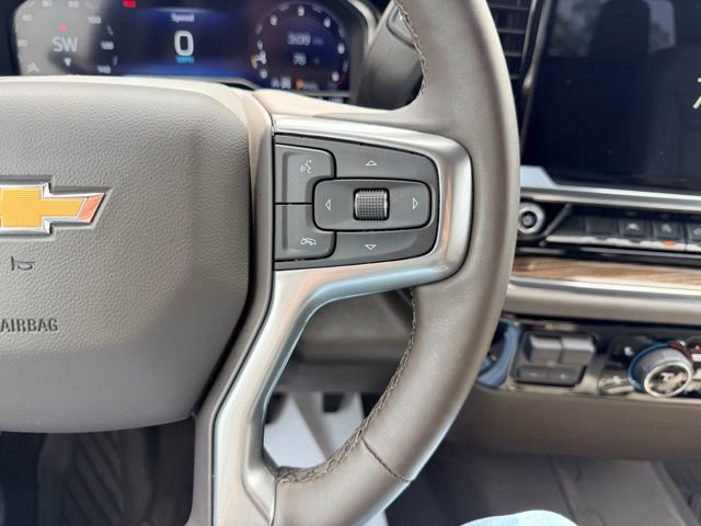 Used 2023 Chevrolet Silverado 1500 LT AWD/4WD image 26