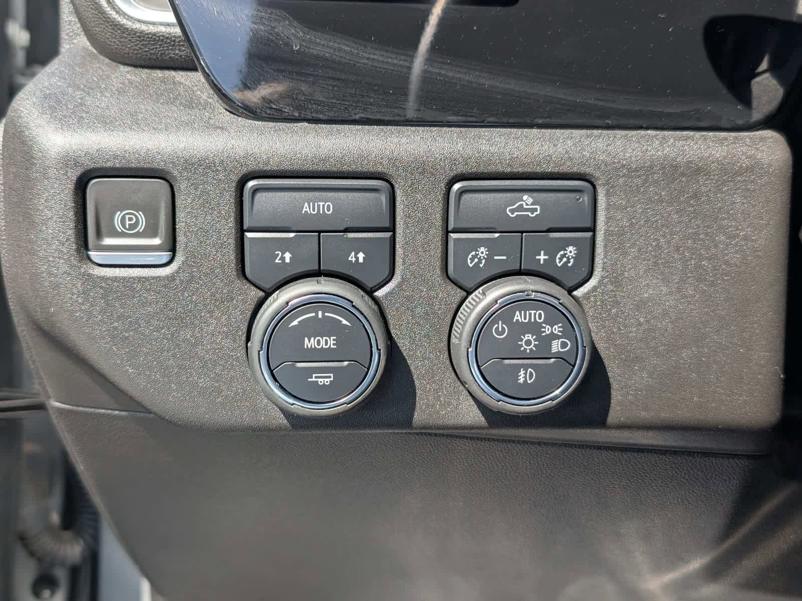 Used 2023 Chevrolet Silverado 1500 RST w/ Protection Package AWD/4WD image 19