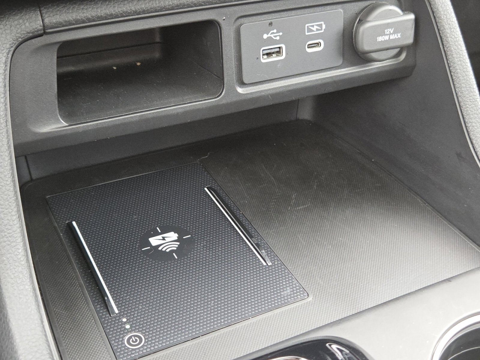 Certified 2025 Honda Pilot Black Edition image 9