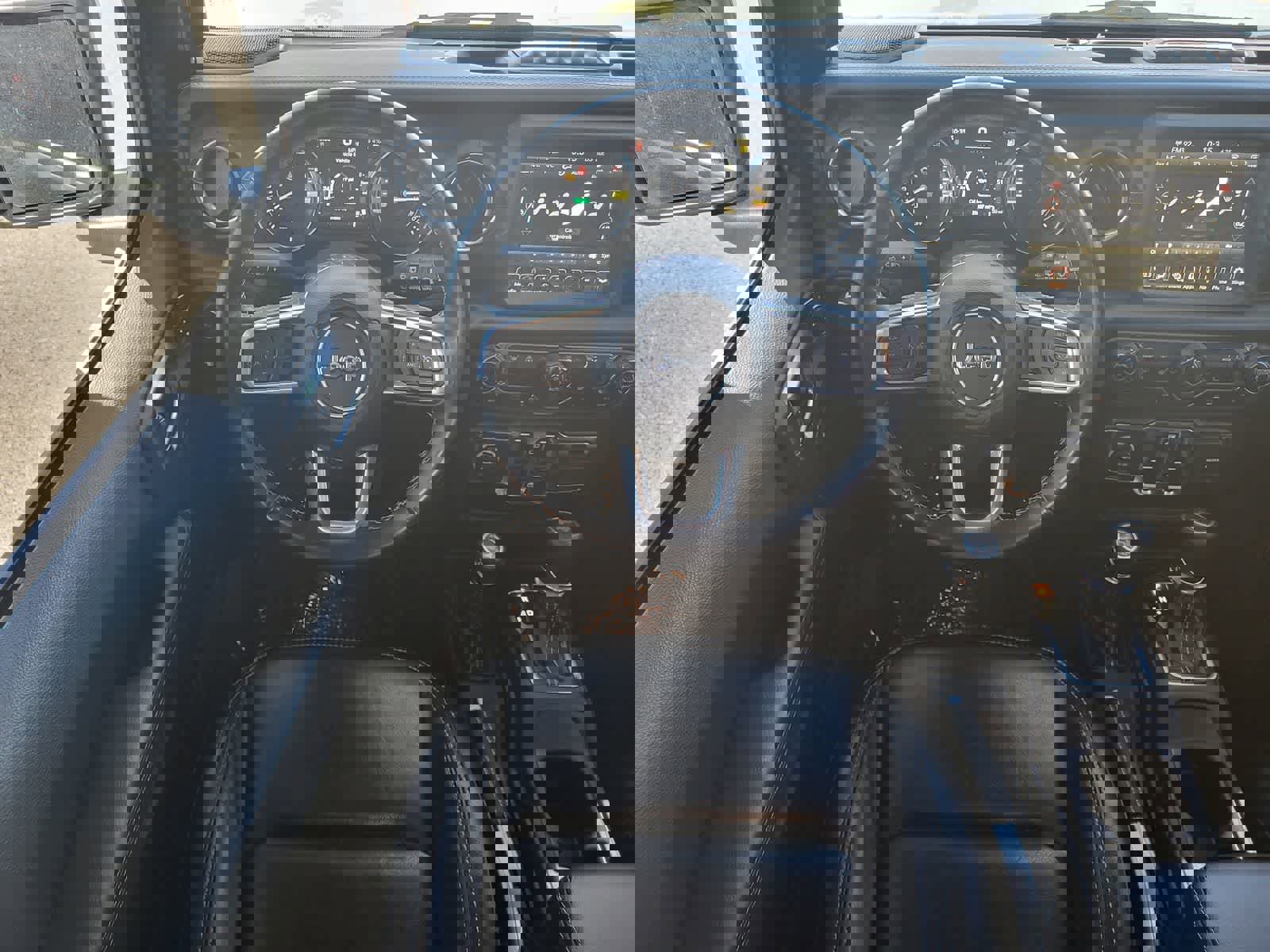 Used 2022 Jeep Wrangler Unlimited Sahara w/ Cold Weather Group image 26