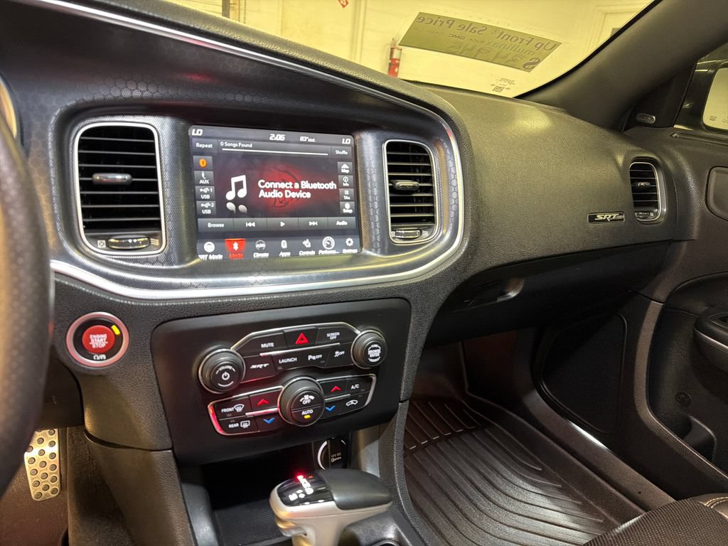 Used 2018 Dodge Charger SRT RWD image 41
