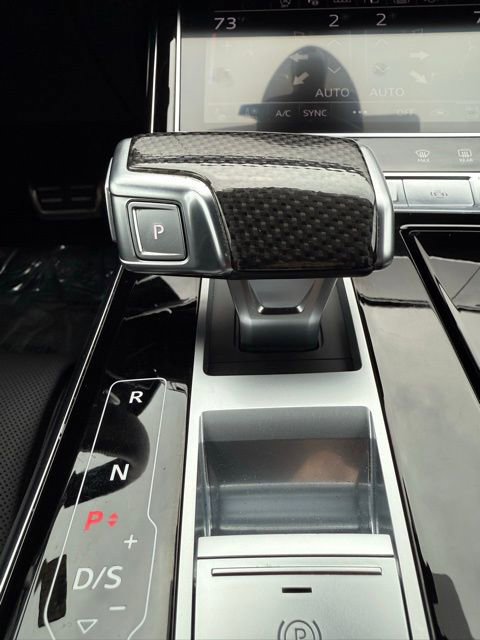 Used 2023 Audi S8 w/ S8 Executive Package image 34