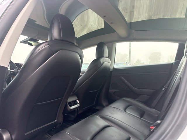 Used 2021 Tesla Model 3 Standard Range Plus RWD image 11