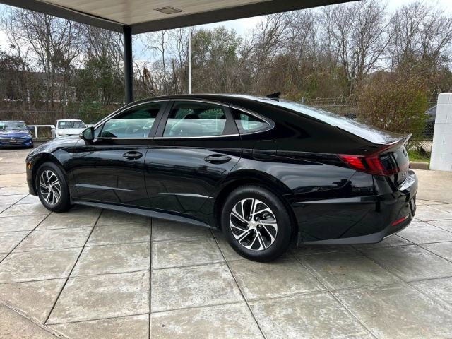 Used 2023 Hyundai Sonata Blue image 2