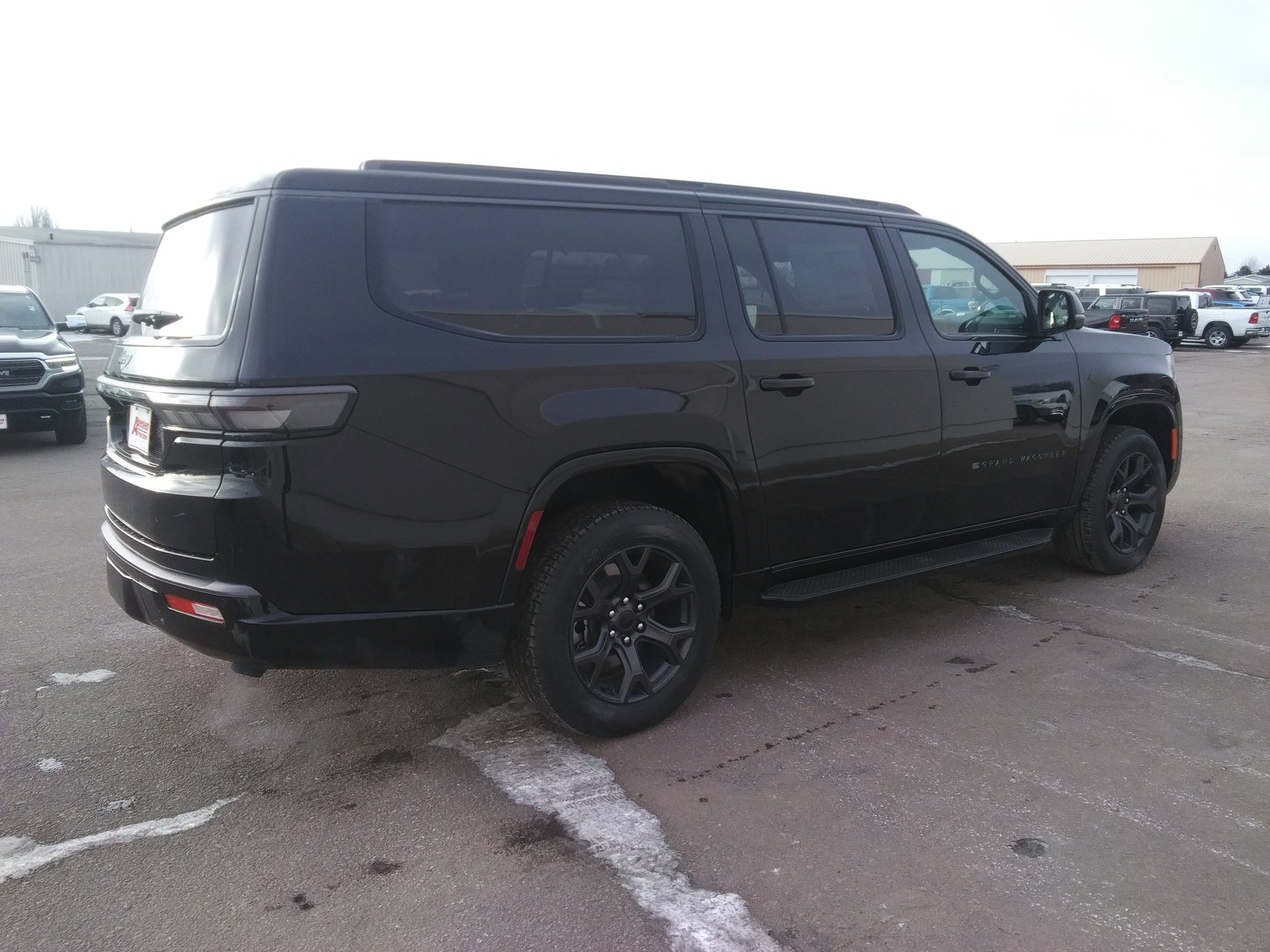 New 2026 Jeep Grand Wagoneer L Limited image 5