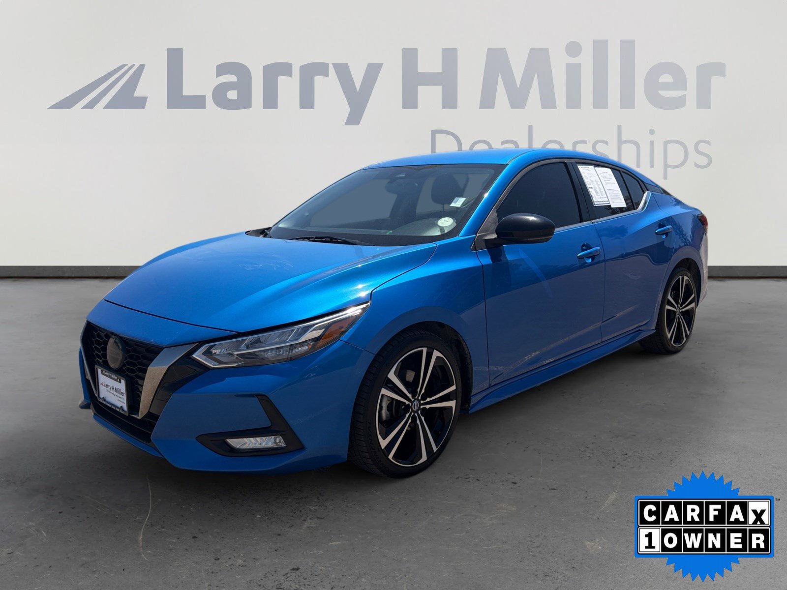 Used 2022 Nissan Sentra SR FWD image 1