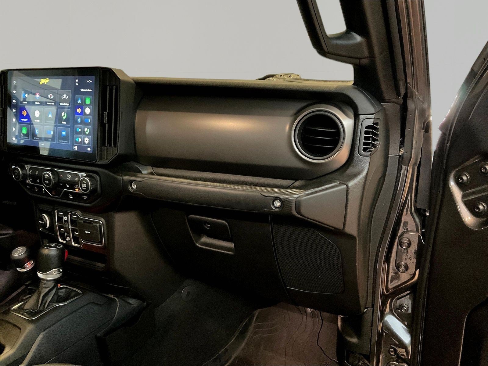 Used 2023 Jeep Gladiator Sport AWD/4WD image 26