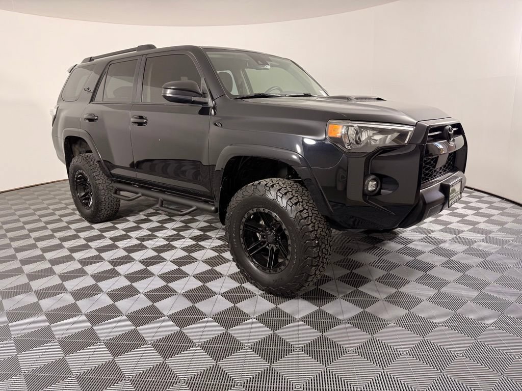 Used 2021 Toyota 4Runner TRD Off-Road AWD/4WD image 5
