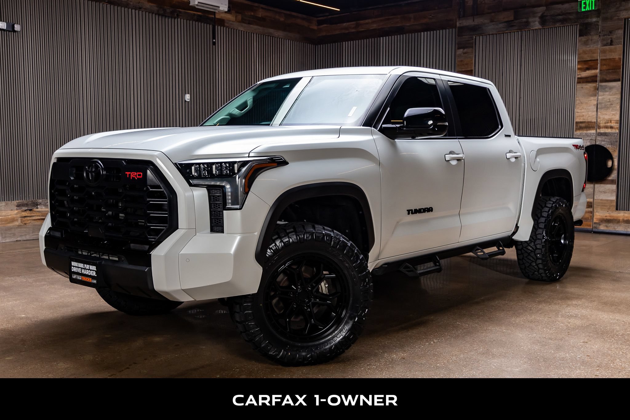 Used 2024 Toyota Tundra Limited AWD/4WD image 5