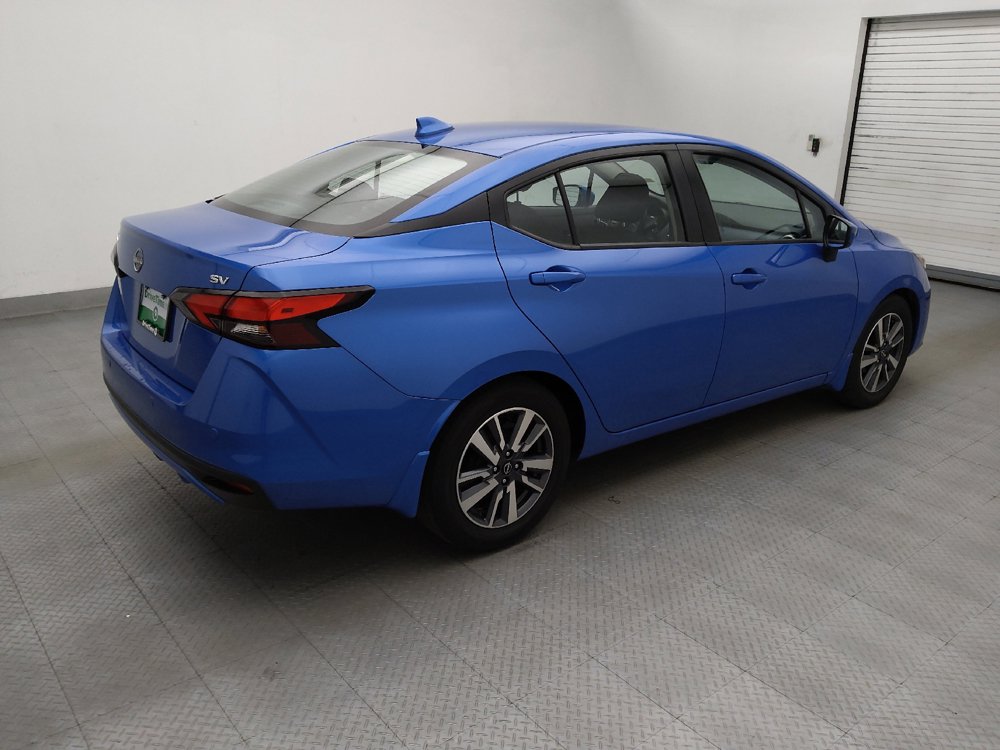 Used 2023 Nissan Versa SV w/ Trunk Package FWD image 10