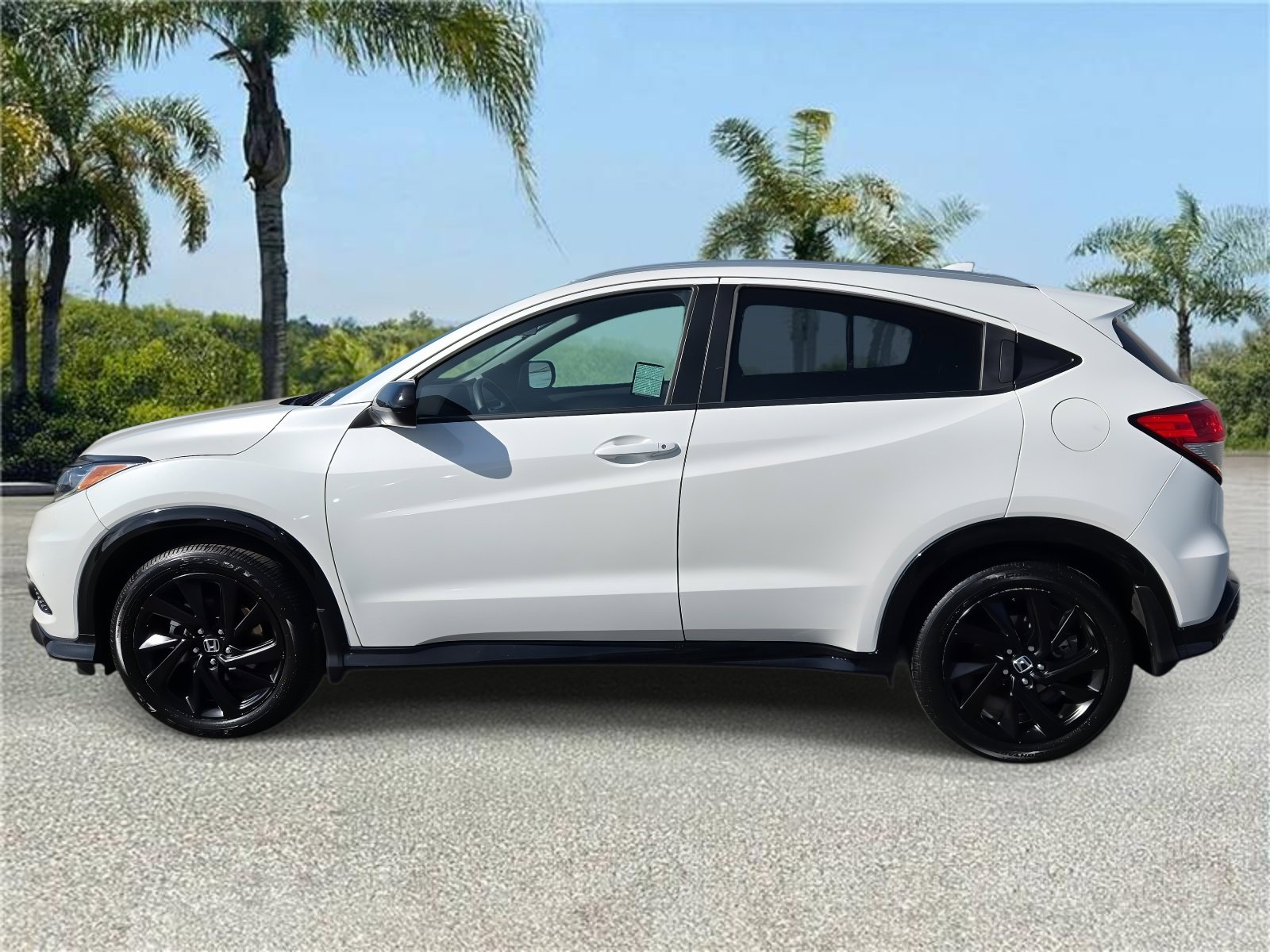 Used 2022 Honda HR-V Sport image 2