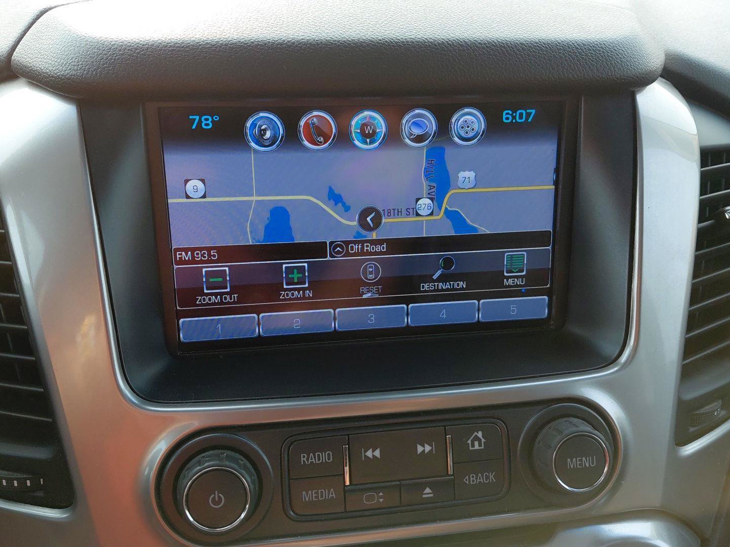 Used 2018 Chevrolet Tahoe Premier AWD/4WD image 34