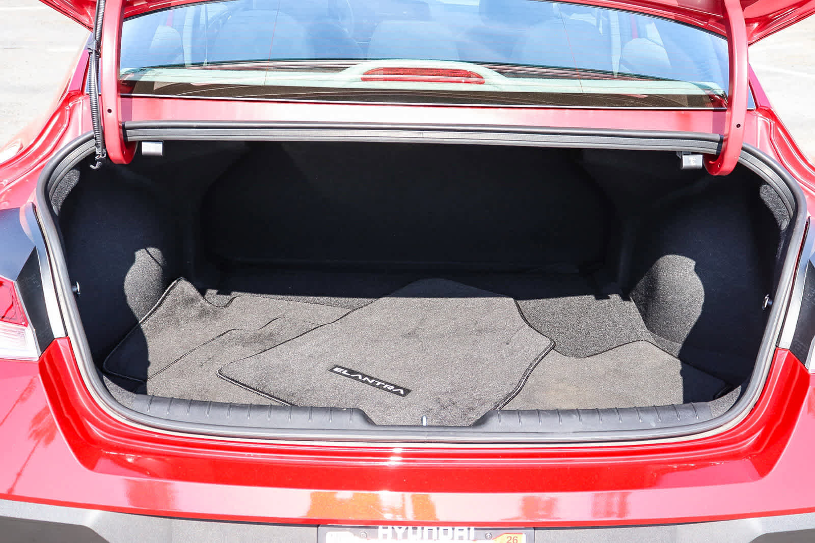 Used 2025 Hyundai Elantra Sport image 23