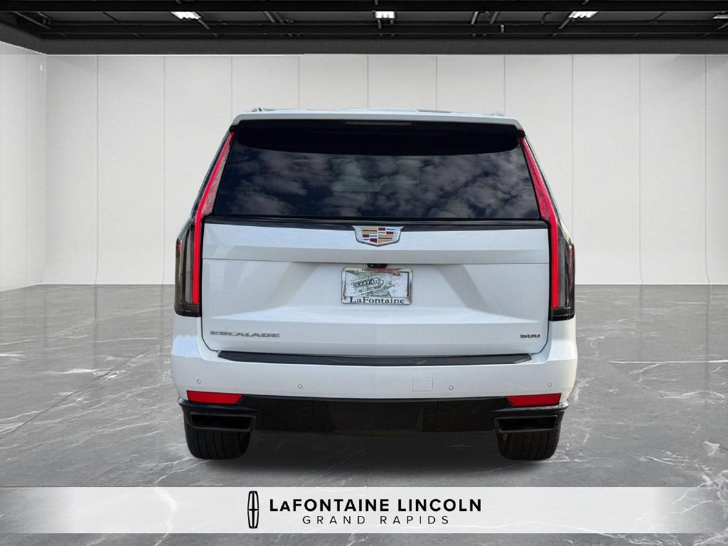 Used 2024 Cadillac Escalade Sport w/ Touring Package AWD/4WD image 4