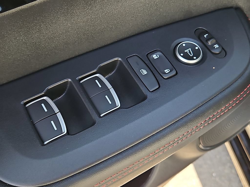 Used 2025 Acura ADX A-Spec FWD image 19
