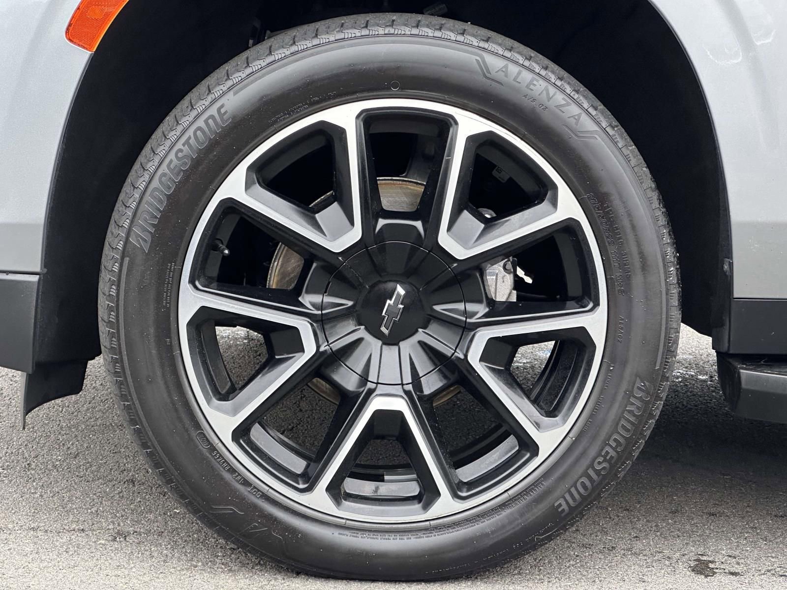 Certified 2023 Chevrolet Suburban RST w/ Luxury Package image 7