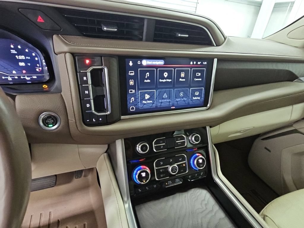Used 2022 GMC Yukon Denali w/ Advanced Technology Package RWD image 13