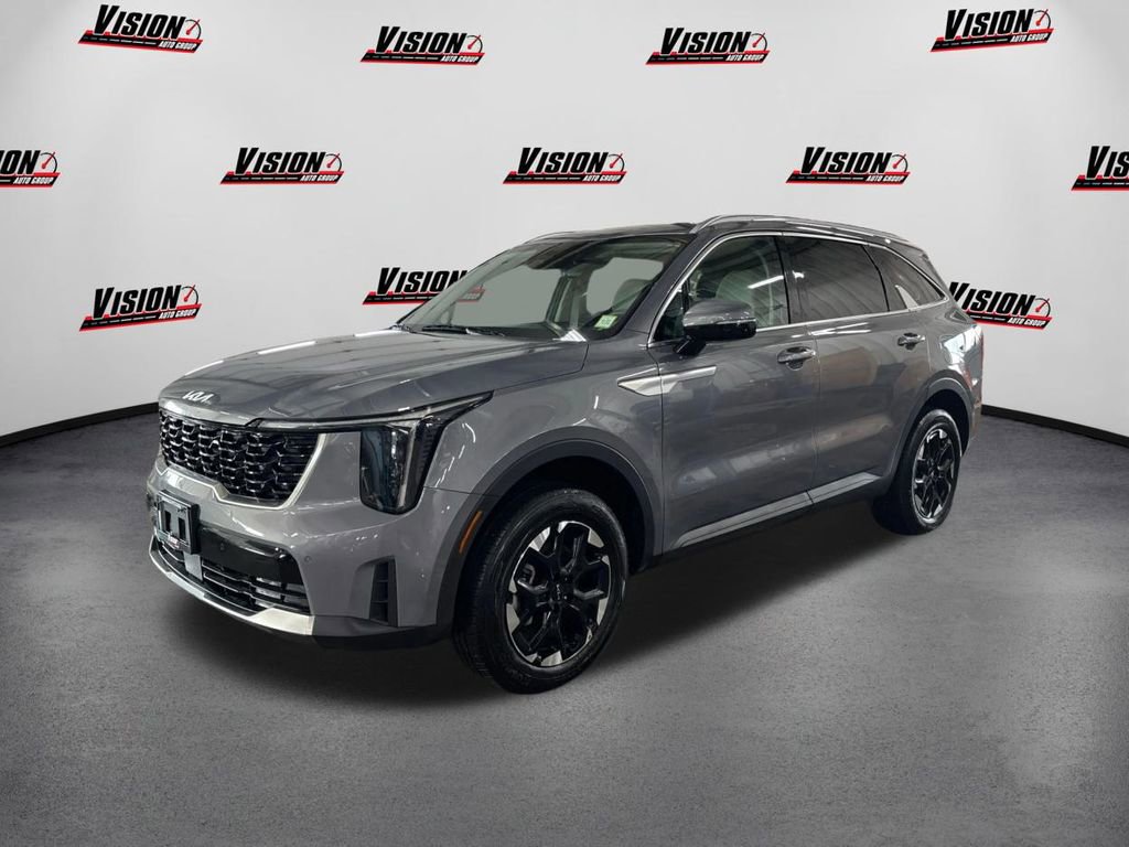 New 2025 Kia Sorento S