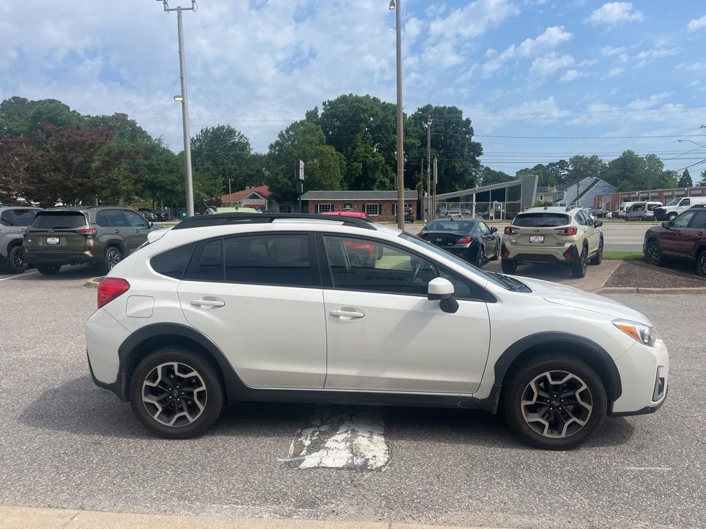 Used 2016 Subaru Crosstrek 2.0i Premium w/ Popular Package #1 AWD/4WD image 3
