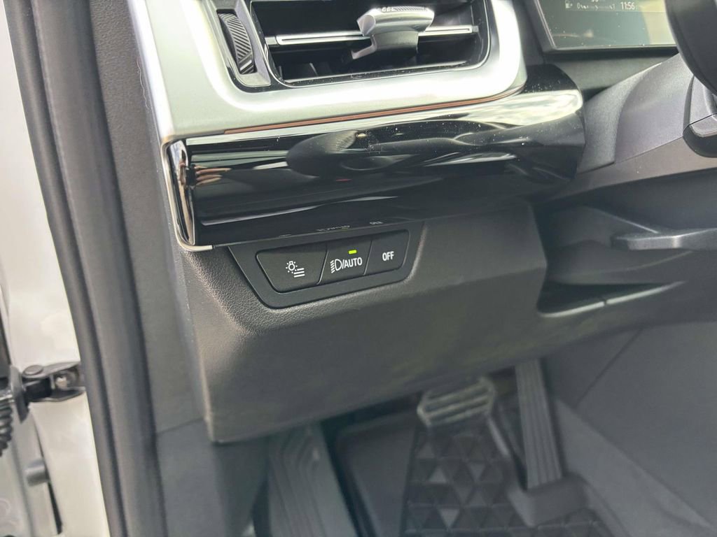 New 2026 BMW X1 xDrive28i w/ Technology Package image 14