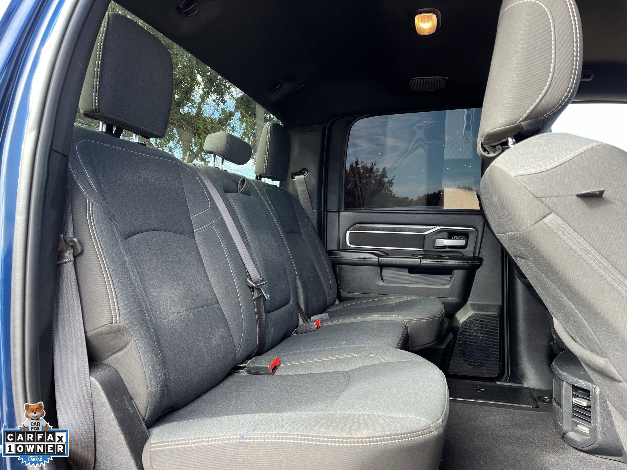 Used 2024 RAM 2500 Big Horn w/ Sport Appearance Package AWD/4WD image 28