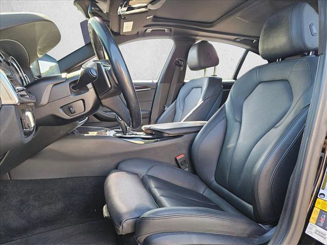 Used 2018 BMW 530e RWD image 11