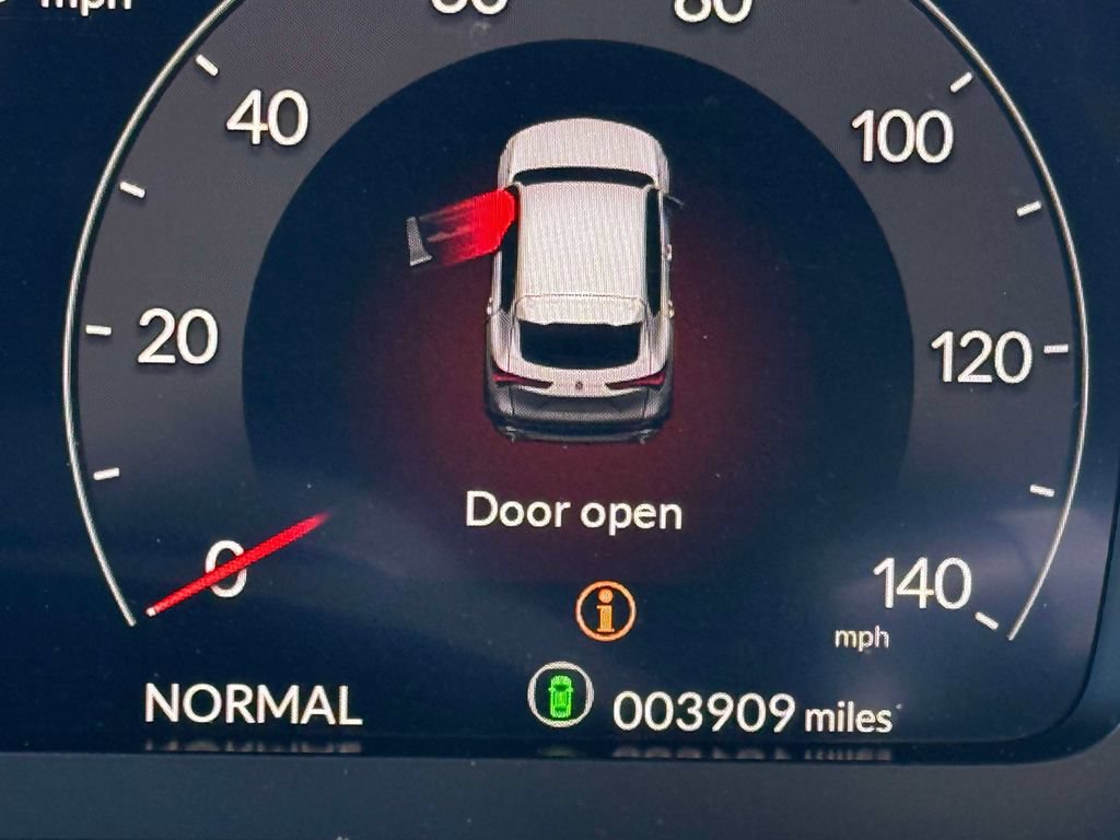 Certified 2025 Acura ADX A-Spec AWD/4WD image 18