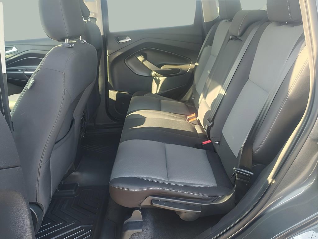 Certified 2018 Ford Escape SE image 25
