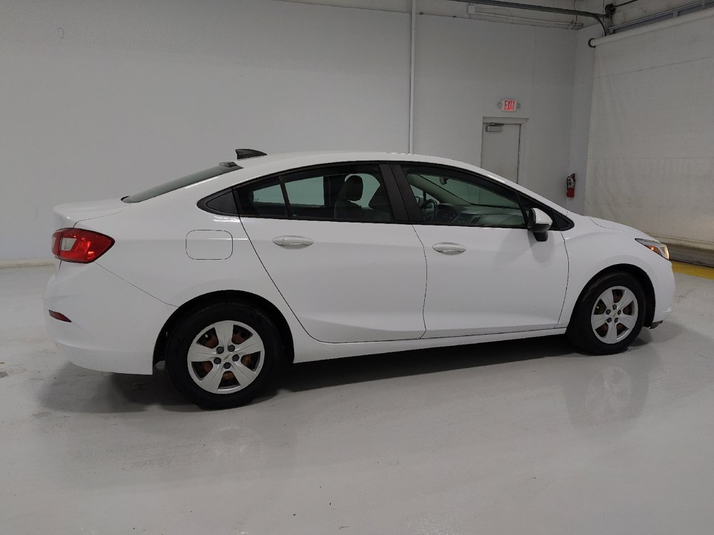 Used 2018 Chevrolet Cruze LS FWD image 10