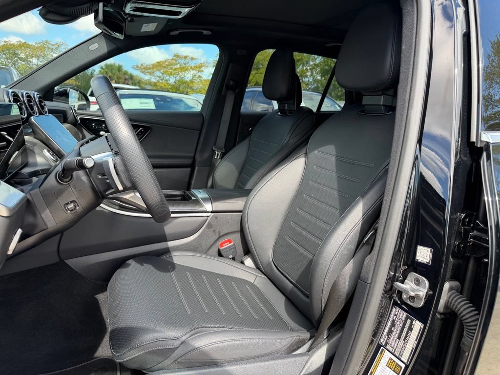 Certified 2026 Mercedes-Benz GLC 300 image 8