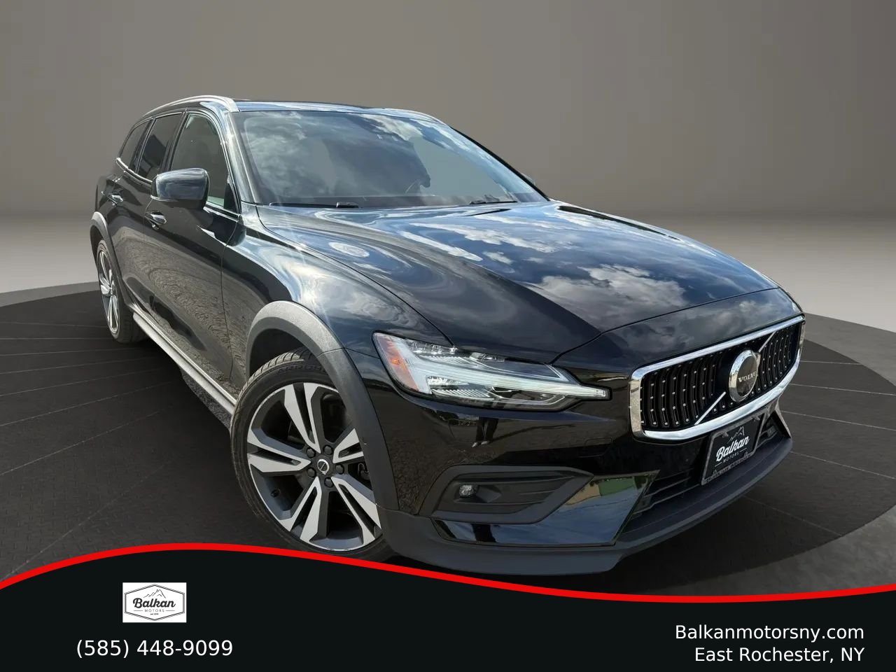 Used 2023 Volvo V60 B5 Cross Country Plus w/ Climate Package