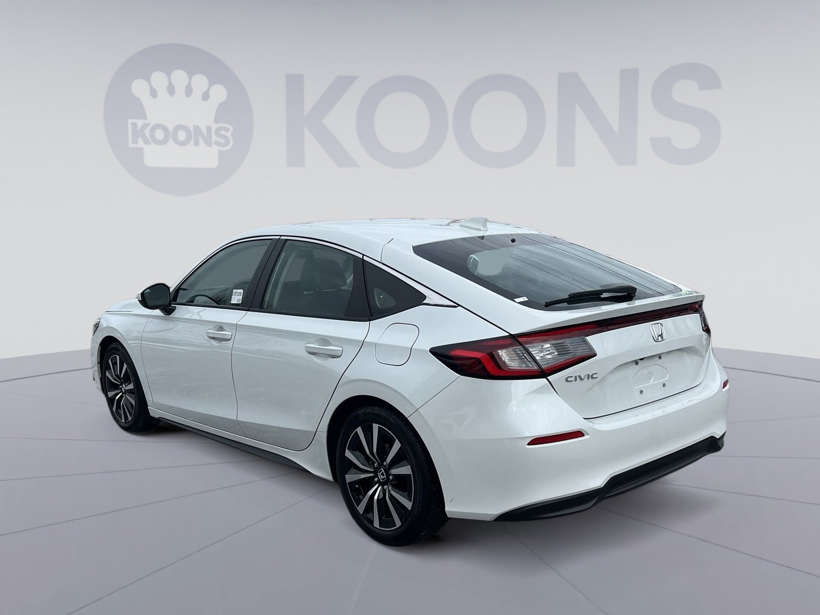 Used 2024 Honda Civic EX-L image 4