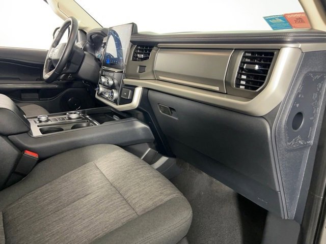 Used 2024 Ford Expedition XLT image 29
