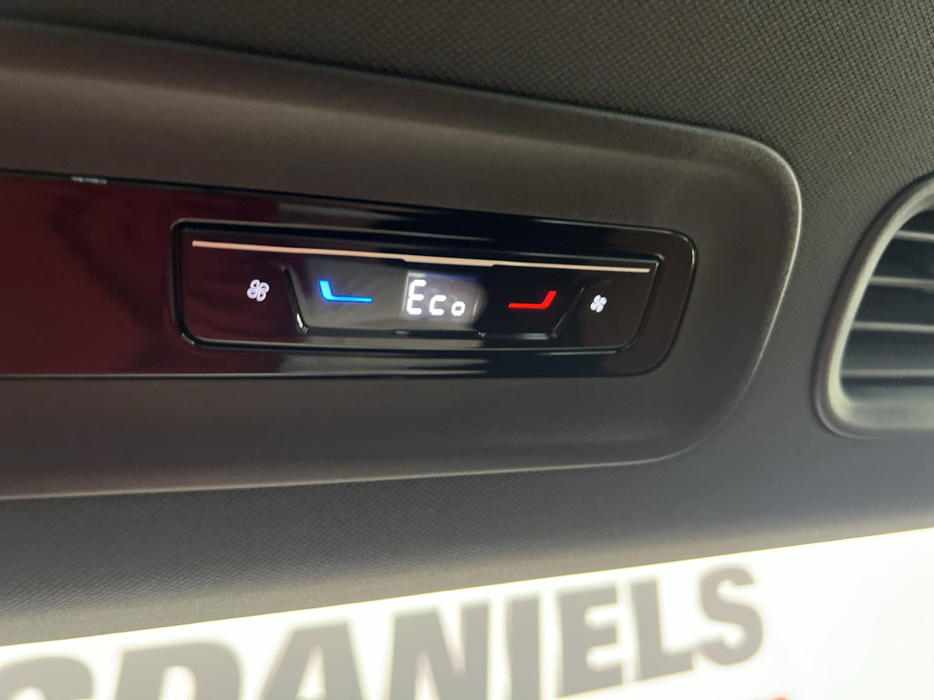 New 2025 Volkswagen ID. Buzz Pro S Plus image 39