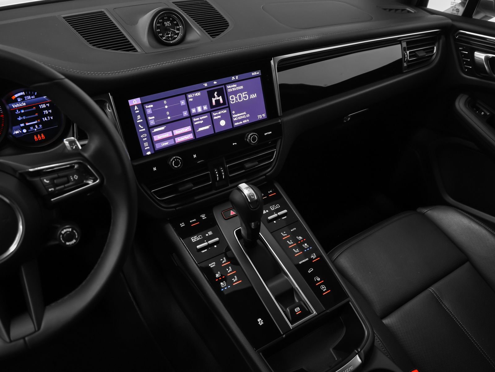 Certified 2026 Porsche Macan image 35