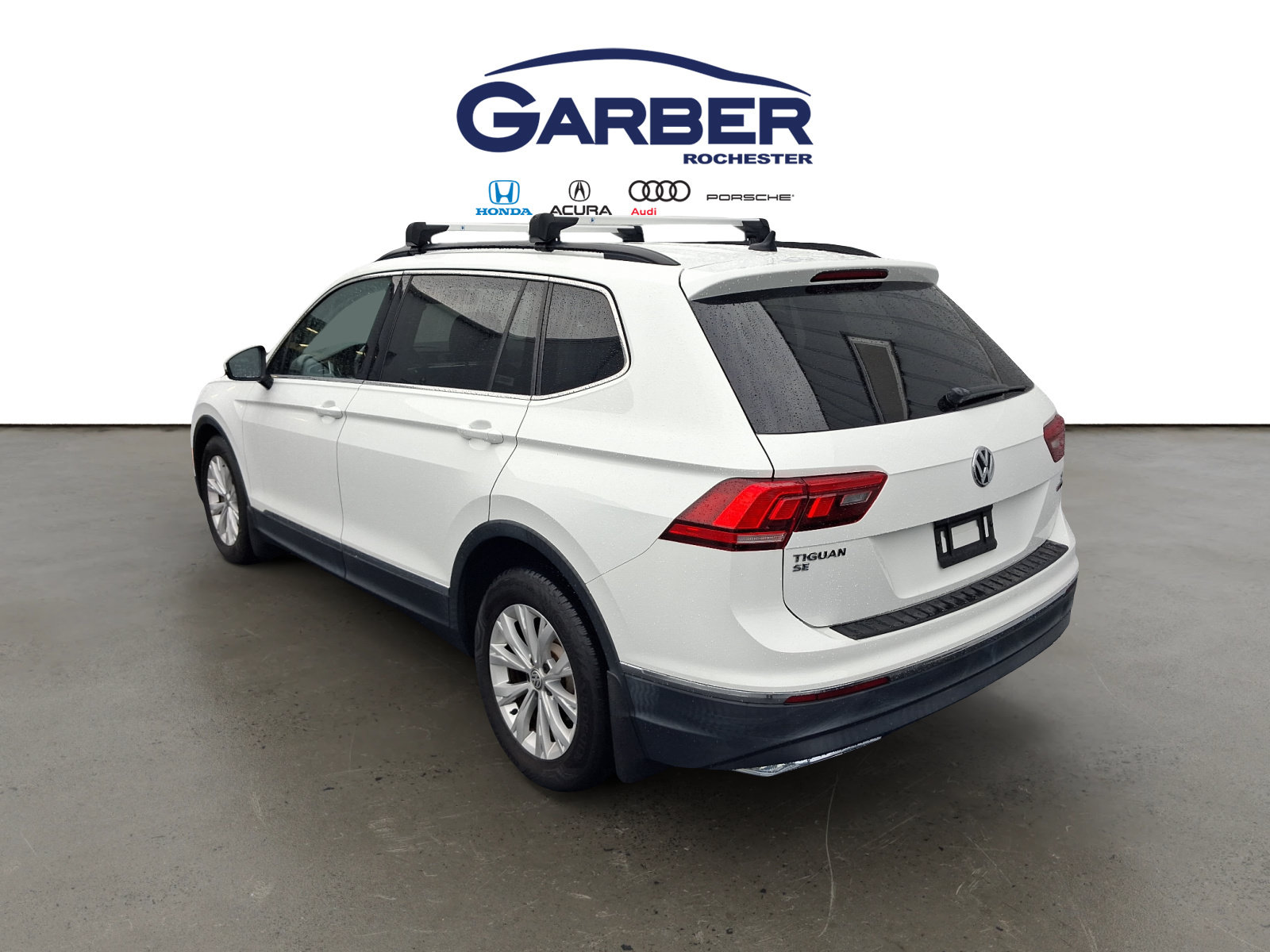 Used 2018 Volkswagen Tiguan SE w/ Front Fog Lights Package AWD/4WD image 3