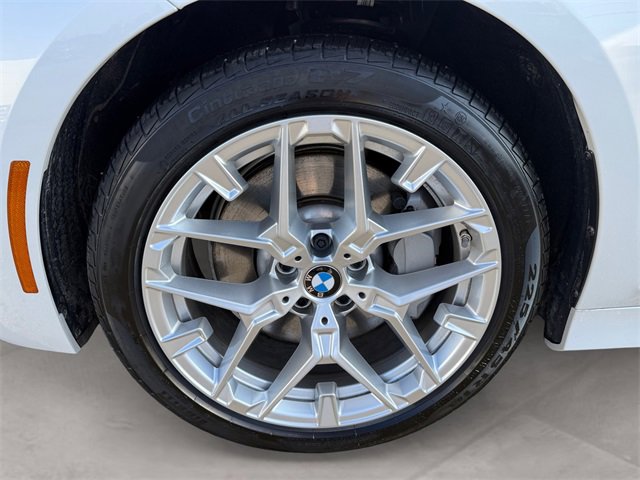 Certified 2025 BMW 330i xDrive Sedan w/ Convenience Package image 14